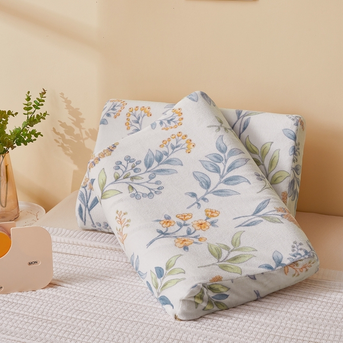 91家纺网 家纺一手货源 找家纺 翎盈家纺 2024新款加厚高克重牛奶绒乳胶枕头套 兰花