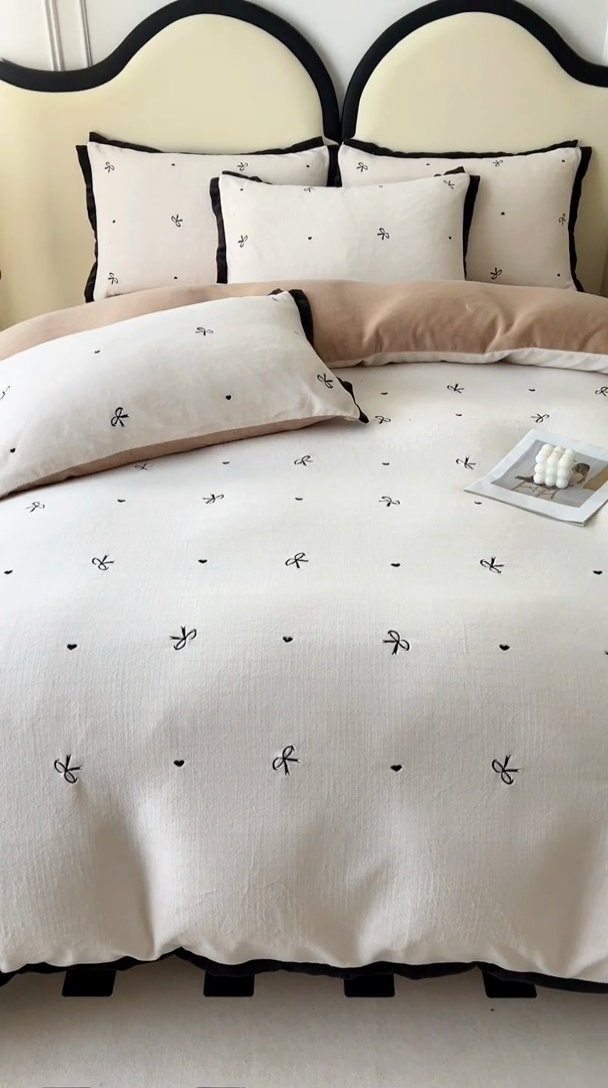 91家纺网 家纺一手货源 找家纺 （总）美梦家纺 2024新款秋冬高克重牛奶绒绣花四件套系列-绒蝴蝶结