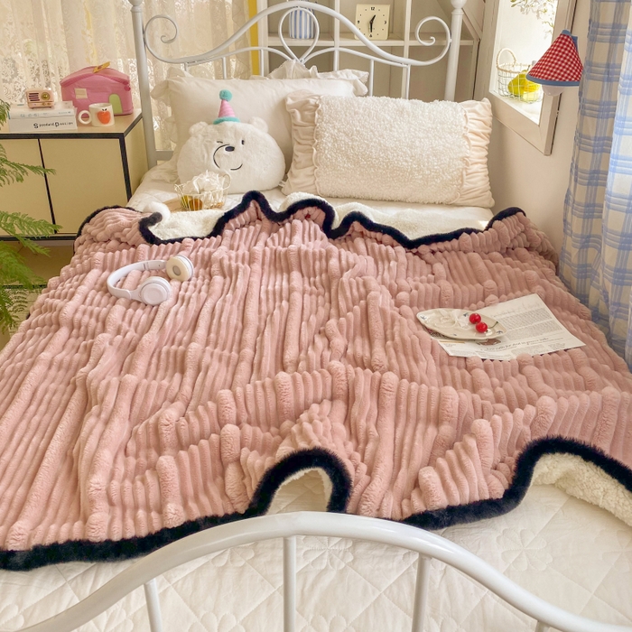91家纺网 家纺一手货源 找家纺 潮邦 2025秋冬子母抽条羊羔绒球毯 子母抽条球毯-粉色