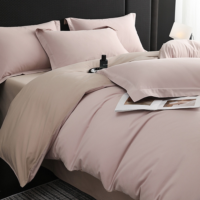 91家纺网 家纺一手货源 找家纺 莱阁亿 2025秋冬新款高支高密全棉纯棉磨毛双拼纯色四件套 灰紫&可可奶宗