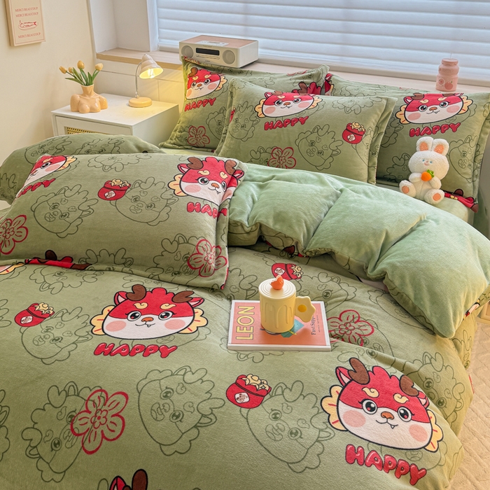 91家纺网 家纺一手货源 找家纺 妖妖家纺 2024新款高克重200克印花牛奶绒四件套 开心龙龙