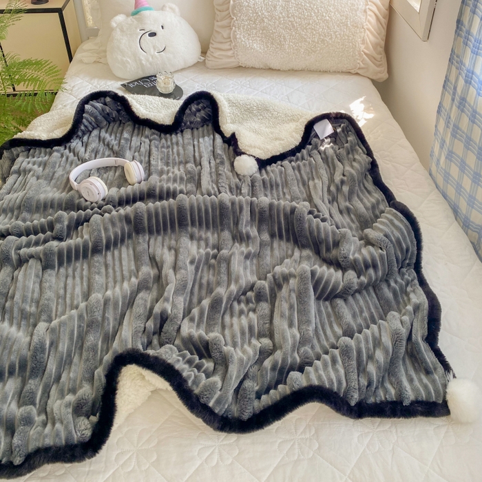 91家纺网 家纺一手货源 找家纺 潮邦 2025秋冬子母抽条羊羔绒球毯 子母抽条球毯-深灰