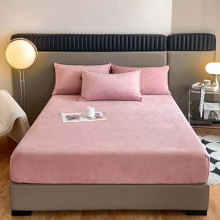 91家纺网 家纺一手货源 找家纺 莱登卡奴 2024新款高克重牛奶绒纯色单床笠 绒床笠豆粉