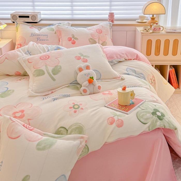 91家纺网 家纺一手货源 找家纺 妖妖家纺 2024新款高克重200克印花牛奶绒四件套 乐享花开