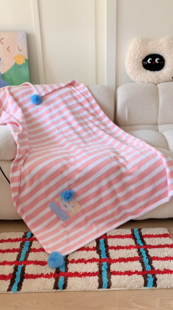 91家纺网 家纺一手货源 找家纺 澳萝拉 2024新款卡通小清新双面牛奶绒法莱绒毛毯四季盖毯 晚安猫咪