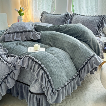 铠畅家纺 2025新款牛奶绒花边床盖四件套-唯美 唯美星辰灰