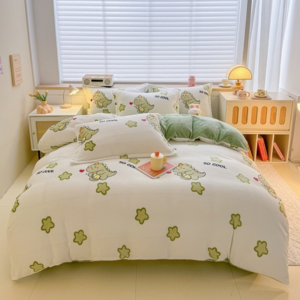 91家纺网 家纺一手货源 找家纺 妖妖家纺 2024新款高克重200克印花牛奶绒四件套 酷酷恐龙