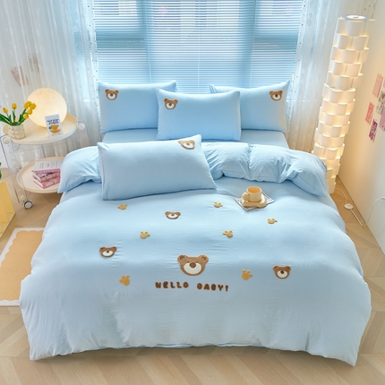 91家纺网 家纺一手货源 找家纺 云锦家居 2024新款水洗云朵棉立体毛巾绣四件套 熊熊乐园