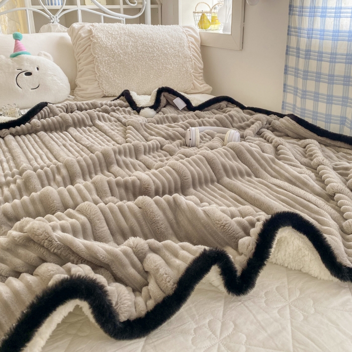 91家纺网 家纺一手货源 找家纺 潮邦 2025秋冬子母抽条羊羔绒球毯 子母抽条球毯-灰色