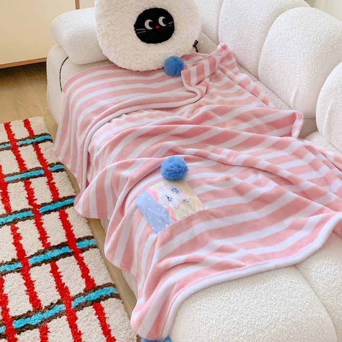 91家纺网 家纺一手货源 找家纺 澳萝拉 2024新款卡通小清新双面牛奶绒法莱绒毛毯四季盖毯 晚安猫咪