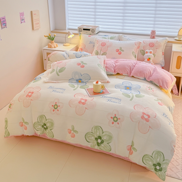 91家纺网 家纺一手货源 找家纺 妖妖家纺 2024新款高克重200克印花牛奶绒四件套 乐享花开