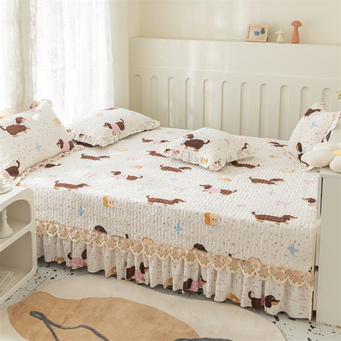 91家纺网 家纺一手货源 找家纺 美优兰 2025秋冬新款牛奶绒榻榻米垫床盖（可定制） 腊肠狗