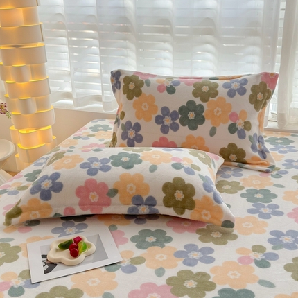 91家纺网 家纺一手货源 找家纺 （总）翎盈家纺 2024新款加厚高克重牛奶绒枕套枕头套