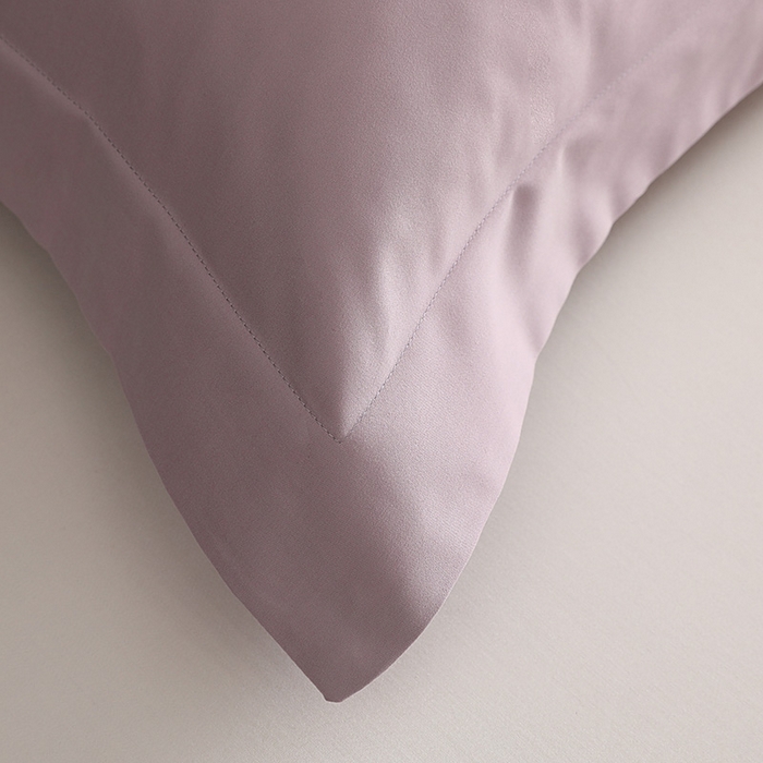 91家纺网 家纺一手货源 找家纺 莱阁亿 2025秋冬新款高支高密全棉纯棉磨毛双拼纯色单枕套 枕套单件 丁香紫