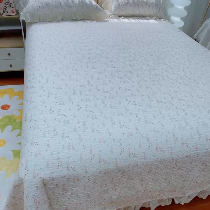 91家纺网 家纺一手货源 找家纺 2024新款亲肤舒适法式床盖三件套 小天鹅