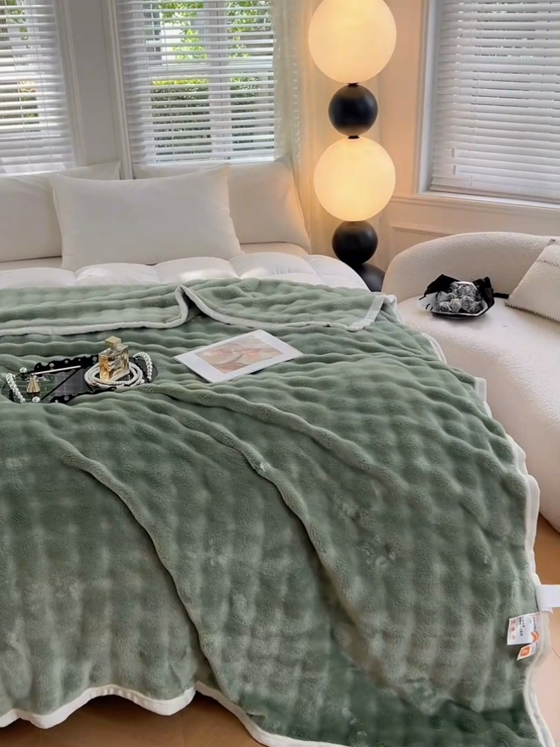 91家纺网 家纺一手货源 找家纺 贝拉梦家纺 2024新款加厚保暖托卡斯兔毛绒毛毯多功能毯子保暖盖毯 松石绿