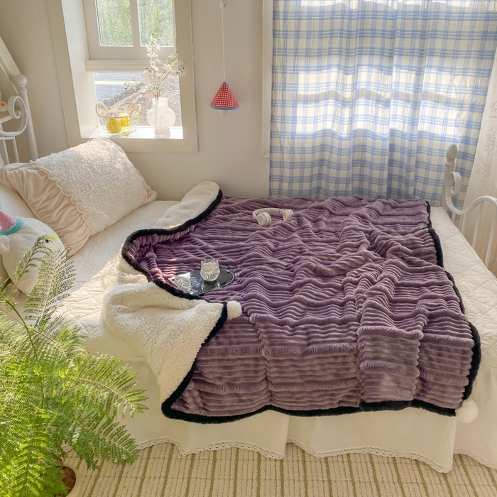 91家纺网 家纺一手货源 找家纺 潮邦 2025秋冬子母抽条羊羔绒球毯 子母抽条球毯-紫色