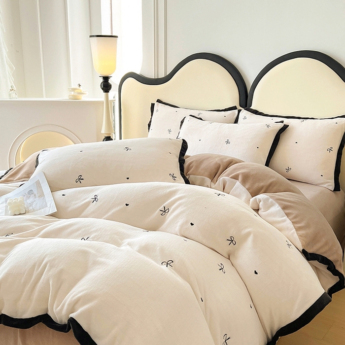 91家纺网 家纺一手货源 找家纺 （总）美梦家纺 2024新款秋冬高克重牛奶绒绣花四件套系列-绒蝴蝶结