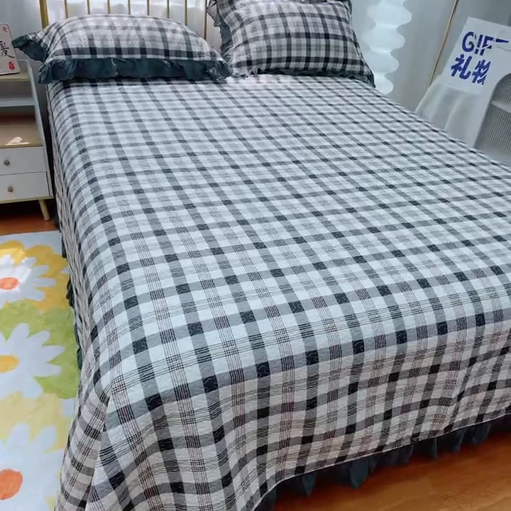 91家纺网 家纺一手货源 找家纺 2024新款亲肤舒适法式床盖三件套 格子控