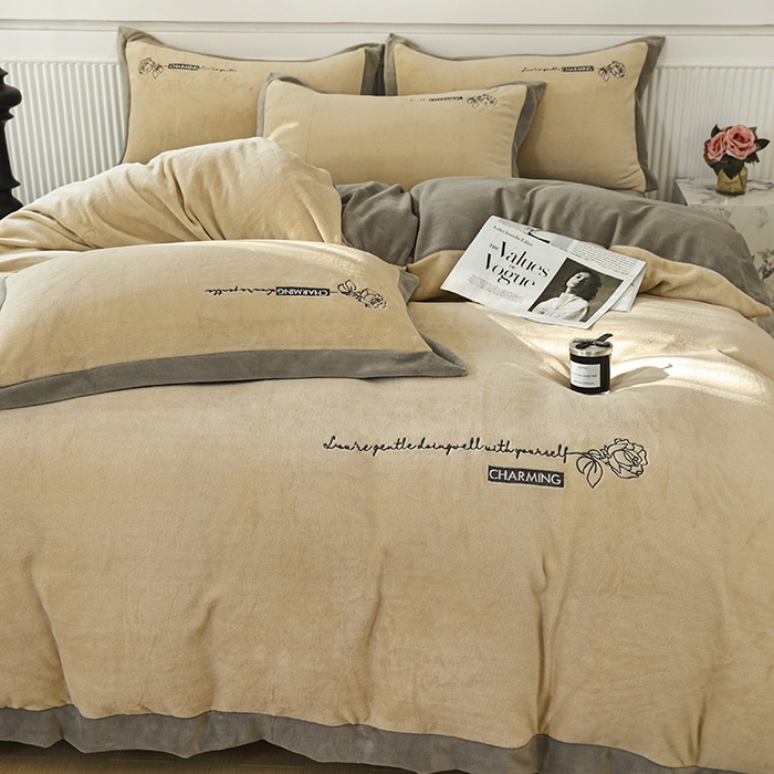 91家纺网 家纺一手货源 找家纺 大渔生活 2025新款牛奶绒刺绣四件套-玫瑰故事 玫瑰故事-卡其