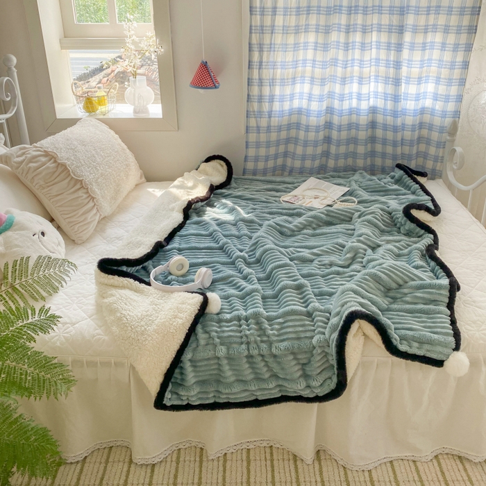 91家纺网 家纺一手货源 找家纺 潮邦 2025秋冬子母抽条羊羔绒球毯 子母抽条球毯-蓝色