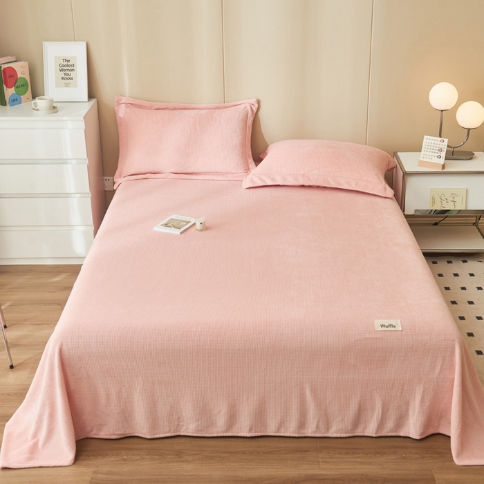 91家纺网 家纺一手货源 找家纺 吾诺家居 2024新款秋冬华夫格牛奶绒单床单系列 浅玉色