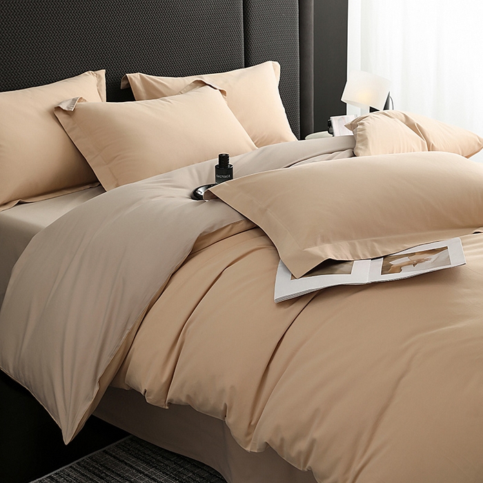 91家纺网 家纺一手货源 找家纺 莱阁亿 2025秋冬新款高支高密全棉纯棉磨毛双拼纯色四件套 粉糖&布莱棕