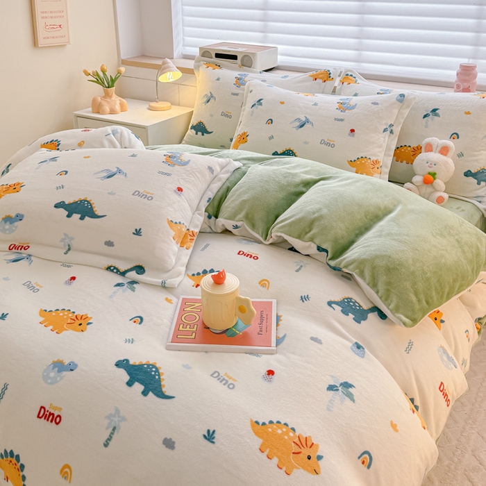 91家纺网 家纺一手货源 找家纺 妖妖家纺 2024新款高克重200克印花牛奶绒四件套 恐龙时代