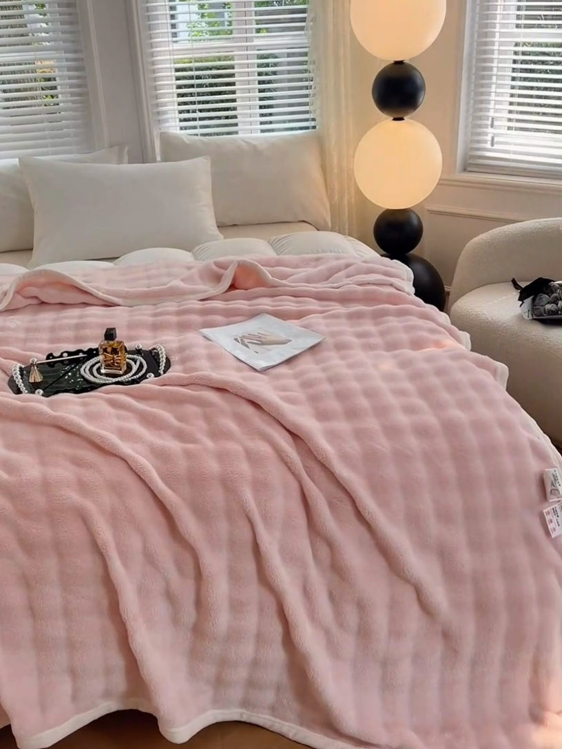 91家纺网 家纺一手货源 找家纺 （总）贝拉梦家纺 2024新款加厚保暖托卡斯兔毛绒毛毯多功能毯子保暖盖毯