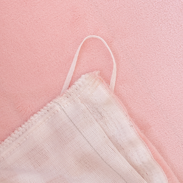 91家纺网 家纺一手货源 找家纺 妖妖家纺 2024新款高克重200克印花牛奶绒四件套 格子蝴蝶结-粉