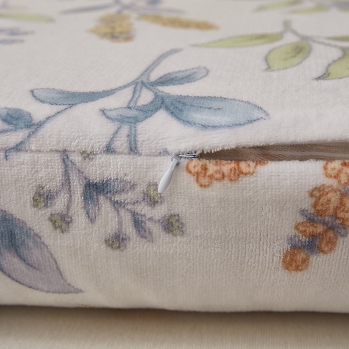 91家纺网 家纺一手货源 找家纺 翎盈家纺 2024新款加厚高克重牛奶绒乳胶枕头套 兰花