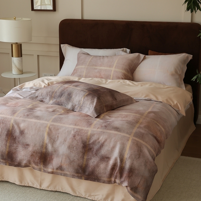 91家纺网 家纺一手货源 找家纺 久典家居 2024新款60S天丝棉数码磨毛四件套 暮粉