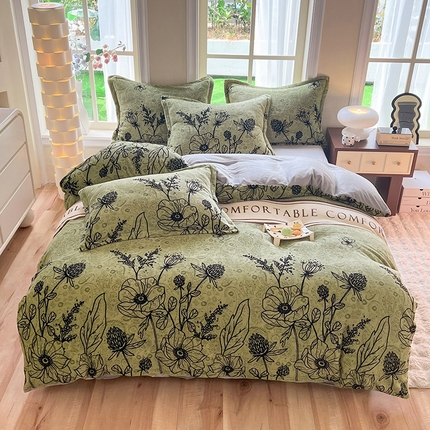 91家纺网 家纺一手货源 找家纺 妖妖家纺 2024新款高克重200克印花牛奶绒四件套 奇谷花