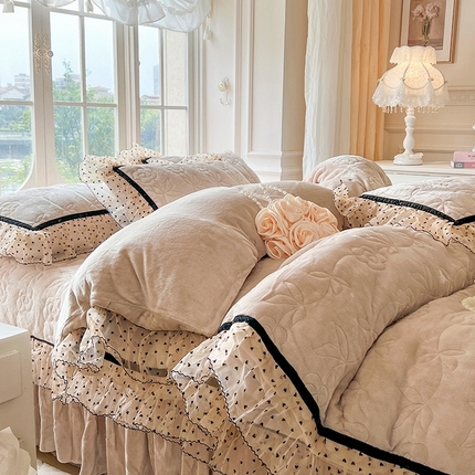 网红馆（ck家纺） 2025新款牛奶绒床盖四件套-诺蔓 诺蔓-米咖