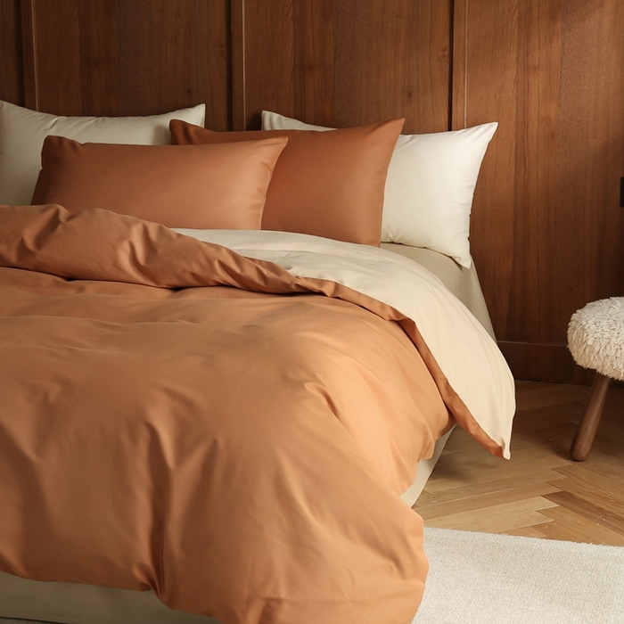 91家纺网 家纺一手货源 找家纺 久典家居 2024新款100支长绒棉磨毛纯色双拼四件套 探戈橘双拼