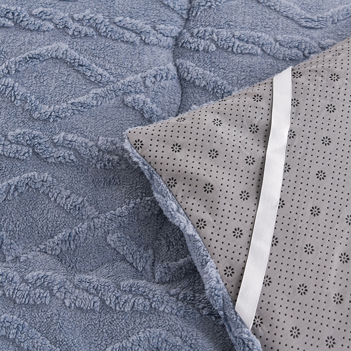 91家纺网 家纺一手货源 找家纺 艾兜坊 2024新款塔芙绒夹棉保暖床垫 雾霾蓝