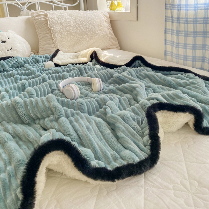 91家纺网 家纺一手货源 找家纺 潮邦 2025秋冬子母抽条羊羔绒球毯 子母抽条球毯-蓝色