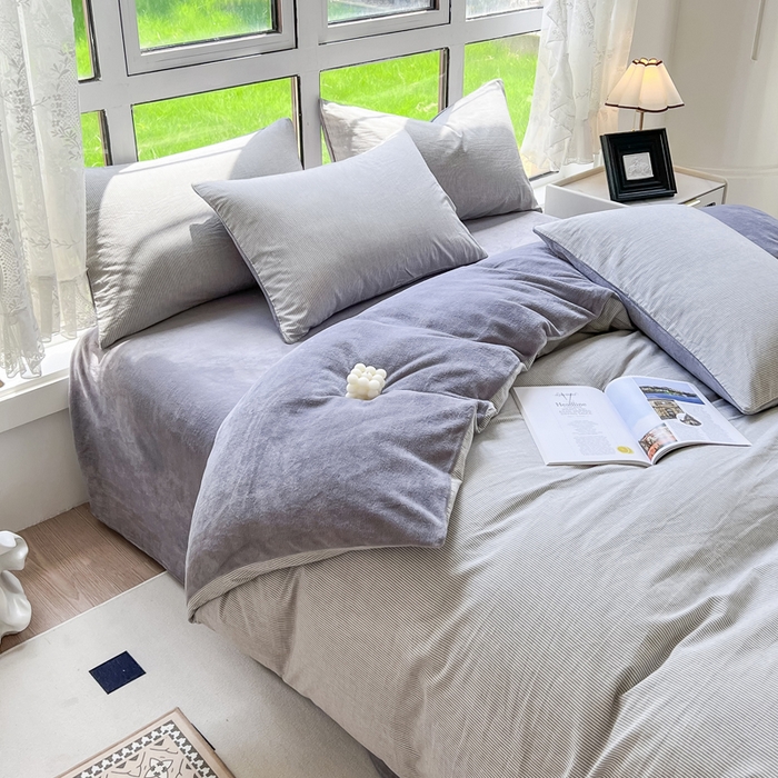 91家纺网 家纺一手货源 找家纺 2024最新无印良品风双拼全棉色织水洗棉加牛奶绒四件套简约全棉拼牛奶绒 棉+绒-灰极细条