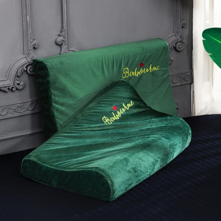 91家纺网 家纺一手货源 找家纺 大黄蜂家居家纺 2025新款-水晶绒秋冬乳胶枕套 孔雀绿