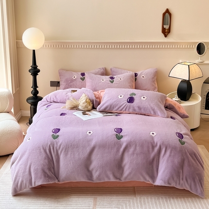 91家纺网 家纺一手货源 找家纺 （总）典曼家纺 2024新款A类兔毛绒毛巾绣四件套