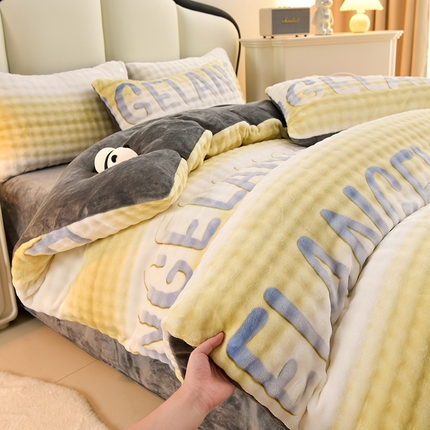 91家纺网 家纺一手货源 找家纺 千嘻汇家纺 2024新款兔兔绒牛奶绒泡泡四件套 沐歌