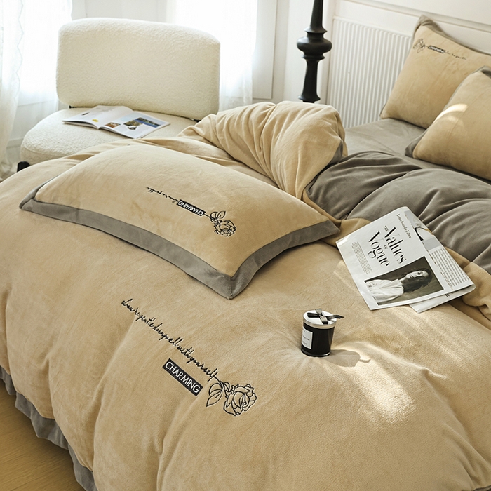 91家纺网 家纺一手货源 找家纺 大渔生活 2025新款牛奶绒刺绣四件套-玫瑰故事 玫瑰故事-卡其