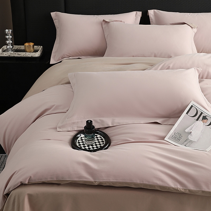 91家纺网 家纺一手货源 找家纺 莱阁亿 2025秋冬新款高支高密全棉纯棉磨毛双拼纯色四件套 灰紫&可可奶宗