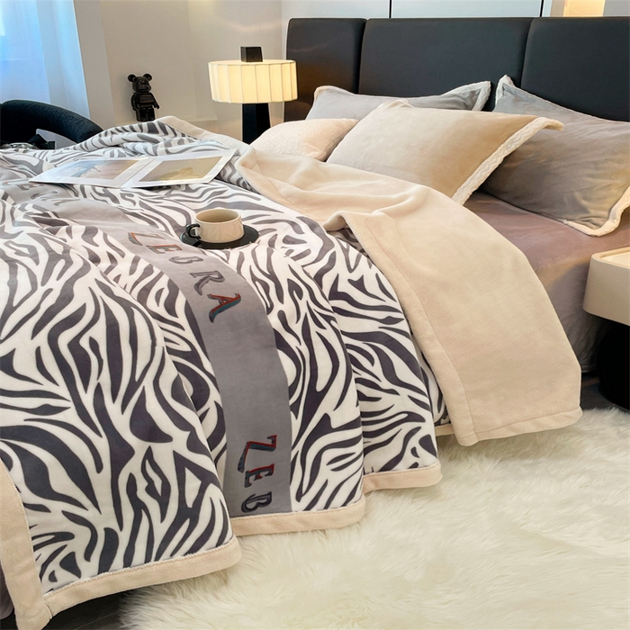 91家纺网 家纺一手货源 找家纺 凯轩毛毛毯毯子网销专供 2024新款雪绒棉四季毛毯毯子盖毛毯毯子毛毯毯子子 斑马纹