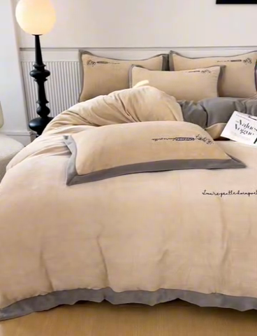 91家纺网 家纺一手货源 找家纺 大渔生活 2025新款牛奶绒刺绣四件套-玫瑰故事 玫瑰故事-卡其