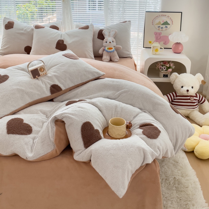 91家纺网 家纺一手货源 找家纺 蝶帕家纺 2024新款阳离子提花舒棉绒四件套 心动-咖