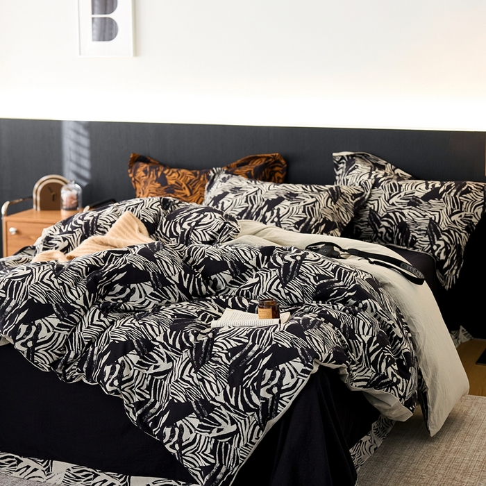 91家纺网 家纺一手货源 找家纺 安莱生活 2024新款全棉纯棉A类母婴双层纱纱布压线飞边款四件套 纽卡斯-黑白