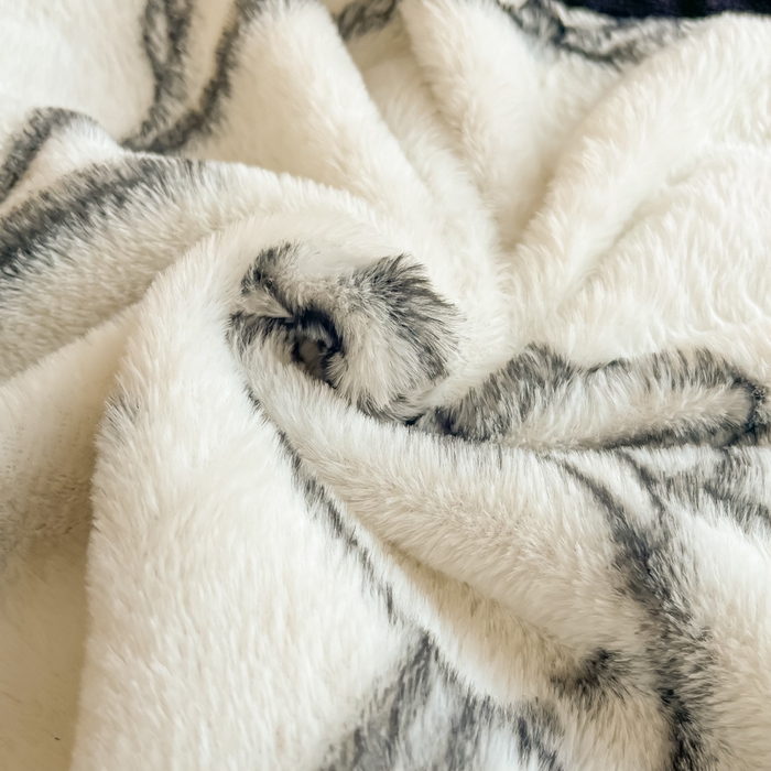 91家纺网 家纺一手货源 找家纺 多乐家纺 2024新款高克重加厚保暖轻奢印花兔毛绒宽包边四件套 兔毛-玫瑰-奶白