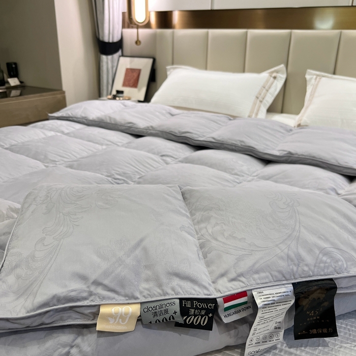 91家纺网 家纺一手货源 找家纺 静若居 2024新款双层大提花羽绒被壳不跑绒自充绒羽绒被壳厂家直销 双层凤尾灰色2