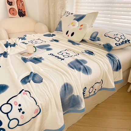 千荨 2024新款多功能牛奶绒毛毯 蓝心小熊